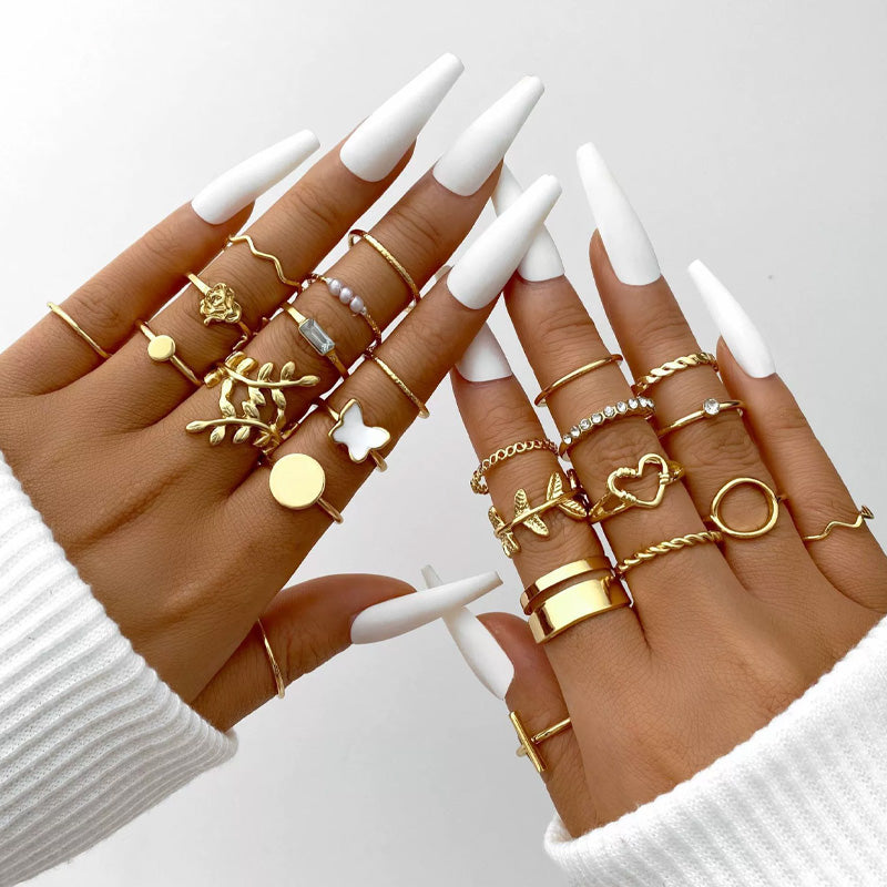 Fashionable designer ring set