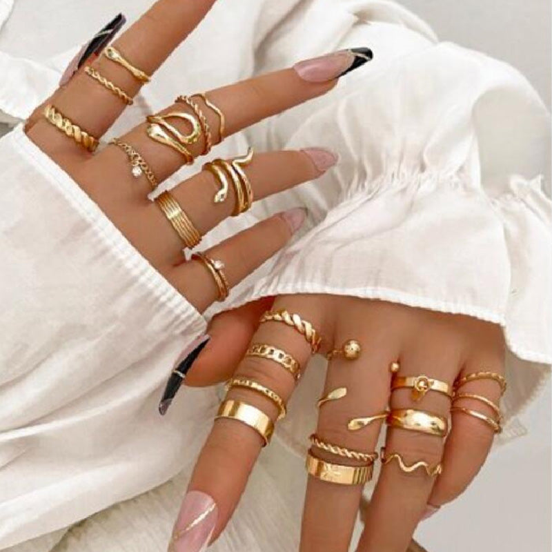 Fashionable designer ring set