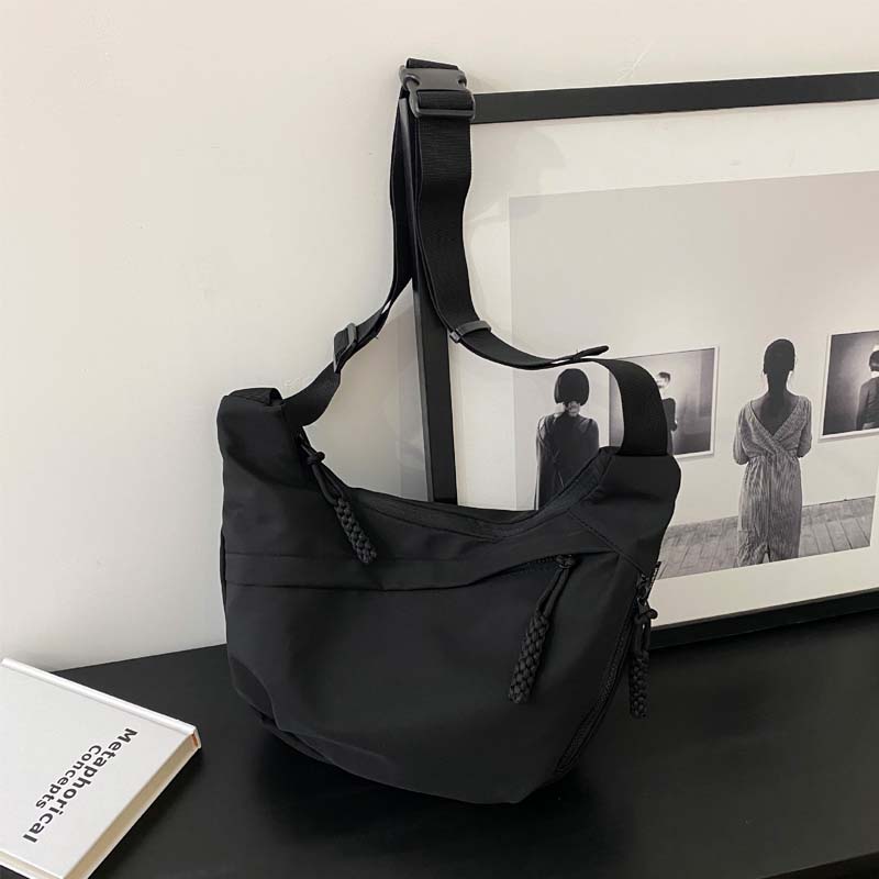 Commuter large capacity shoulder bag