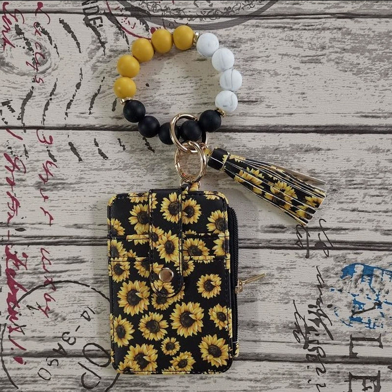 Stylish card holder with silicone bead bracelet