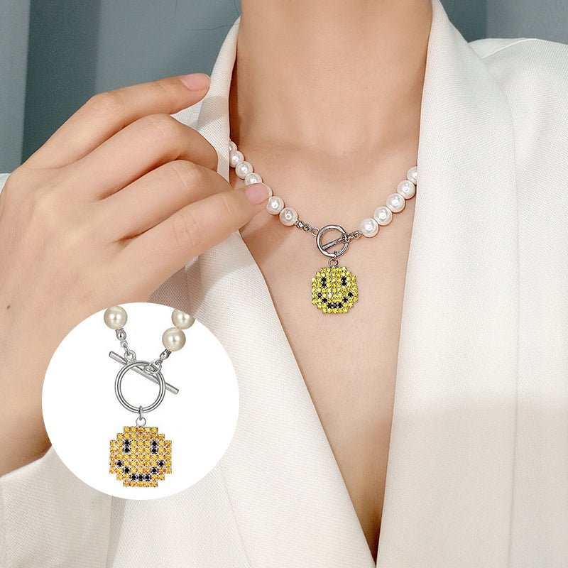 Smiley Pearl Necklace