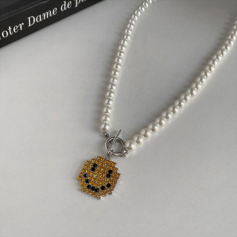 Smiley Pearl Necklace
