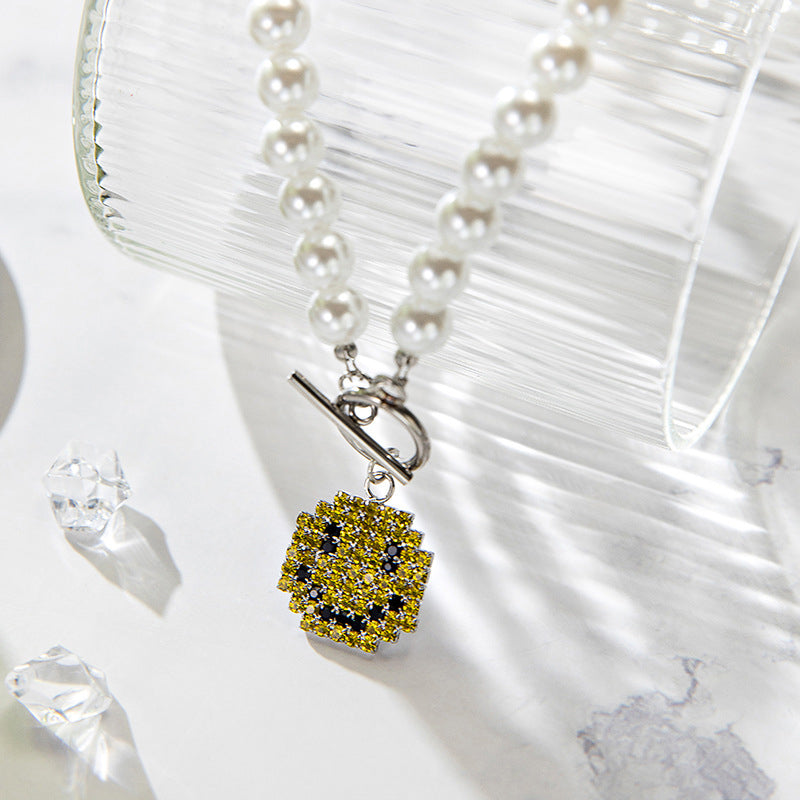 Smiley Pearl Necklace