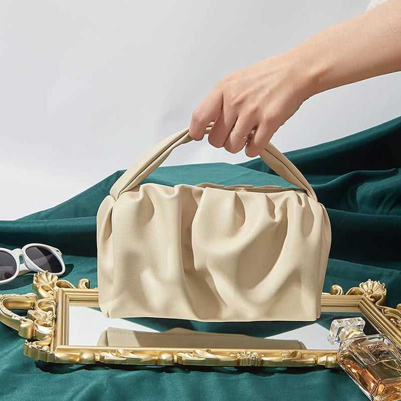 Cloud Carrying Cosmetic Bag