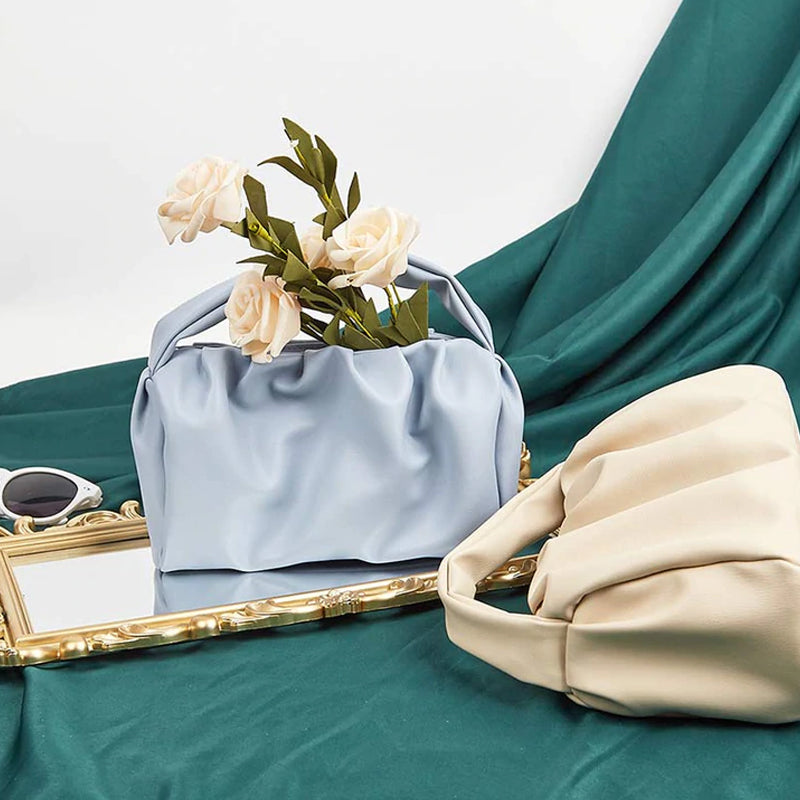 Cloud Carrying Cosmetic Bag