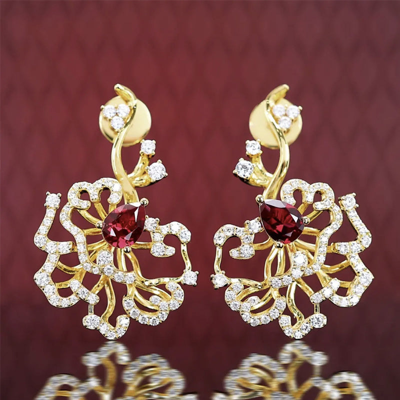 Leaf Pear Earrings