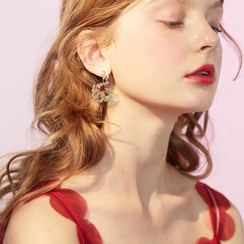 Leaf Pear Earrings