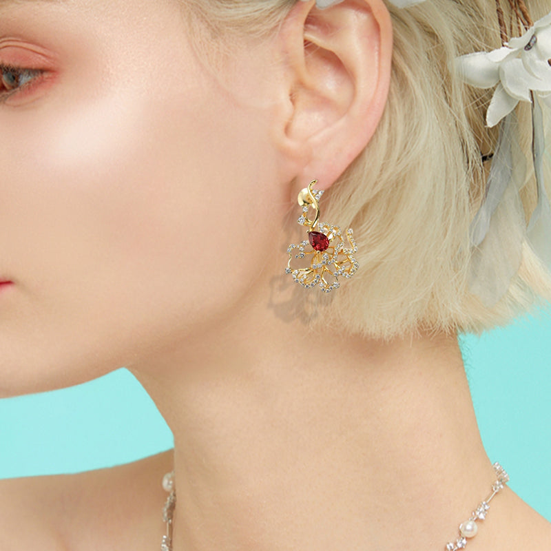 Leaf Pear Earrings