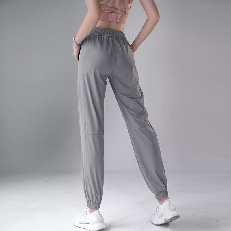 All-Day Wayfarer Mid-Rise Cropped Jogger