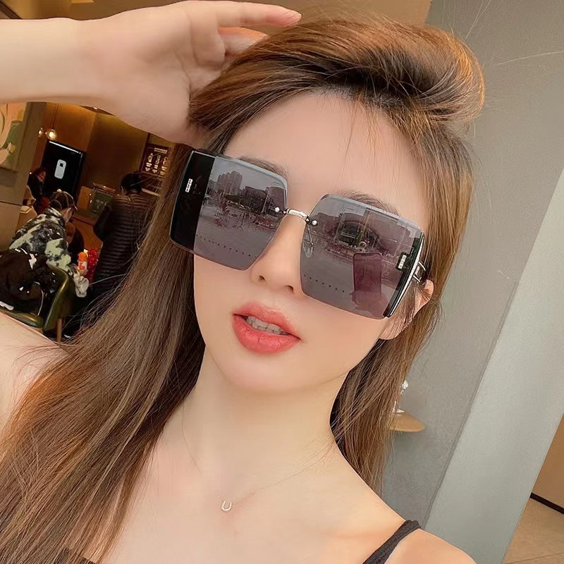 Rimless Cut Edge Slim Face Sunglasses
