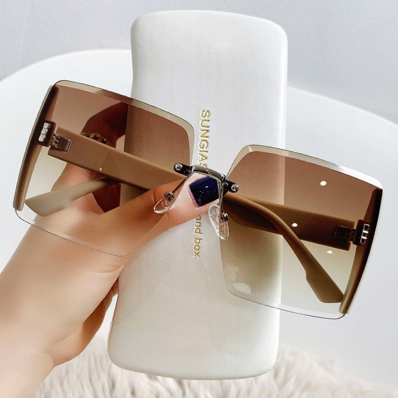 Rimless Cut Edge Slim Face Sunglasses
