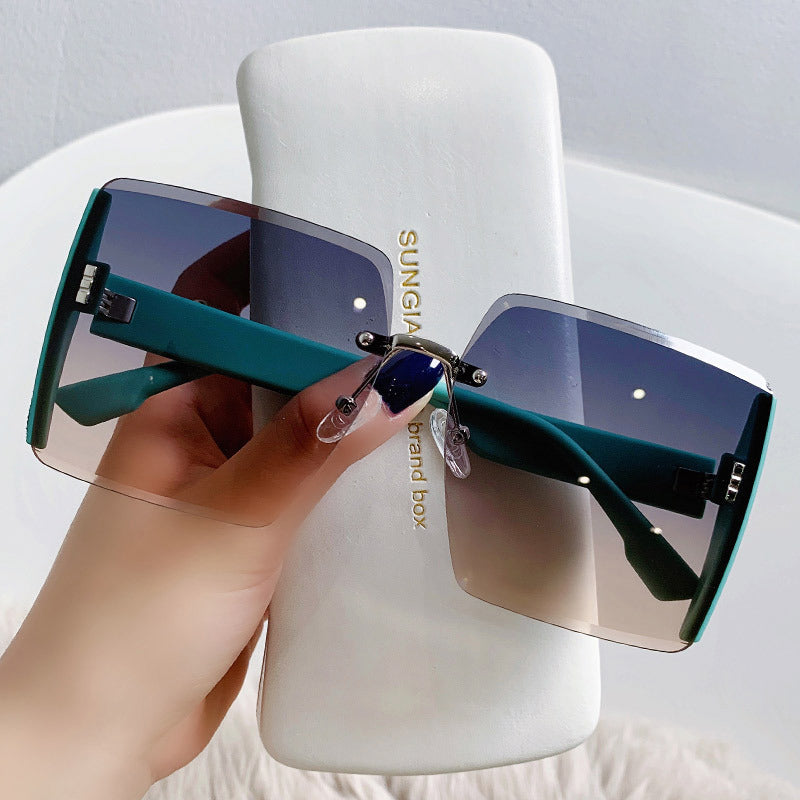 Rimless Cut Edge Slim Face Sunglasses
