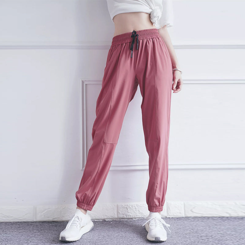 All-Day Wayfarer Mid-Rise Cropped Jogger