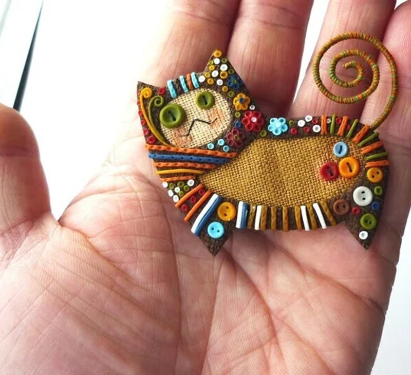 Cat brooch - Decoration in the form of a cat