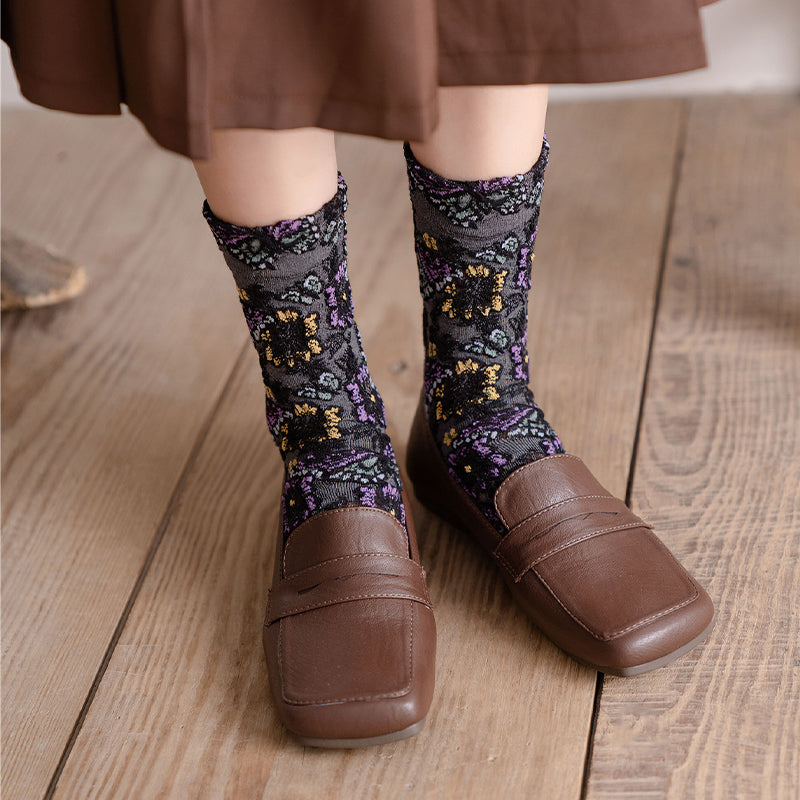 Embossed Floral Mid-calf Socks