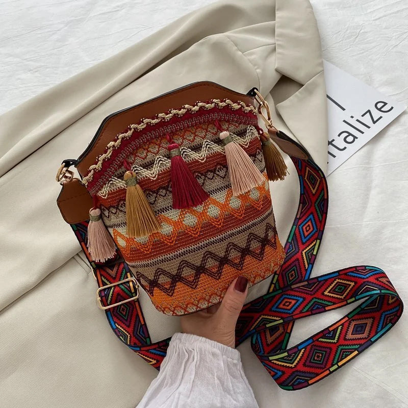 Ethnic Style Personality One-shoulder Tassel Bucket Bag