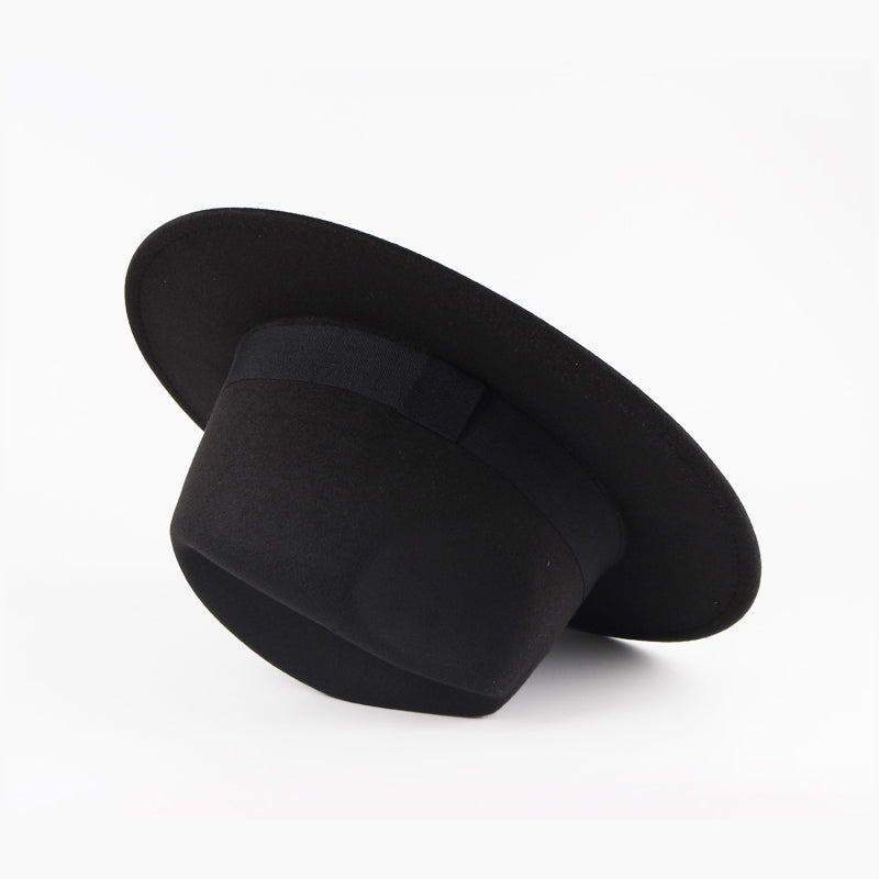 Fedora in British Style