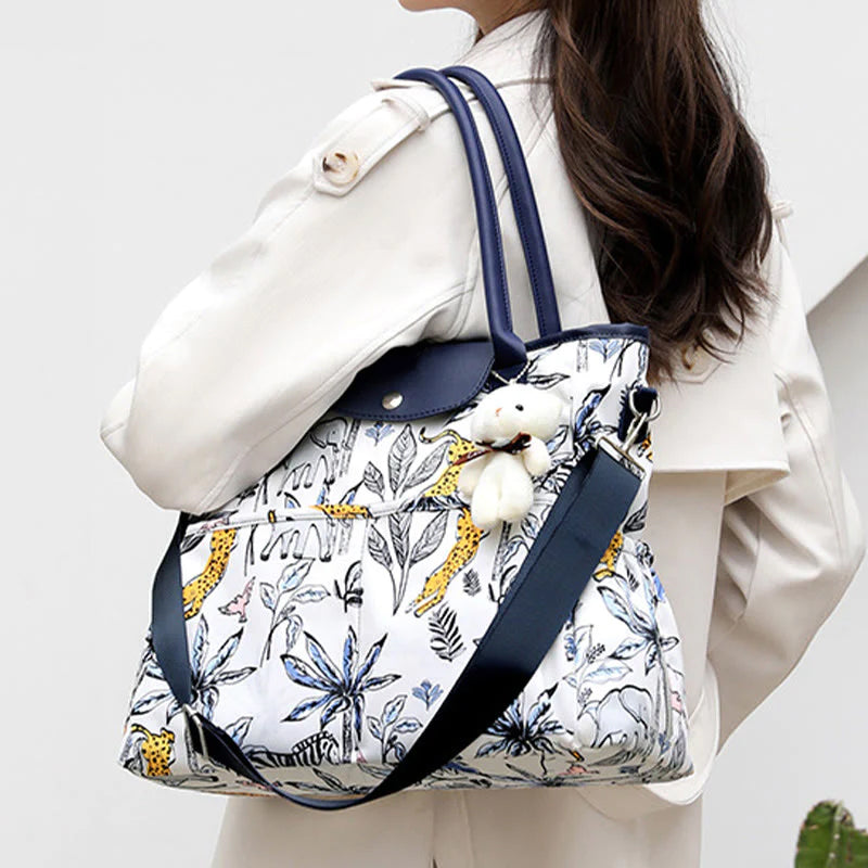 Portable Mom Bag with Multiple Pockets and Large Capacity
