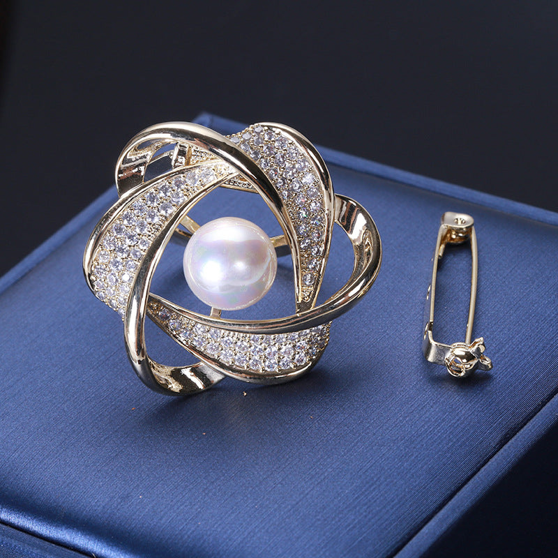 Women's Elegant Pearl Floral Scarf Ring Clip