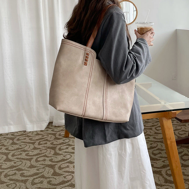 Quality Leather Simple and Versatile Shoulder Bag