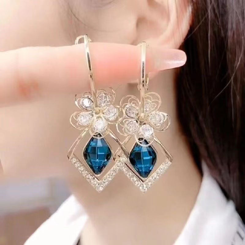Flower Zircon Rhombic Sapphire Drop Earrings