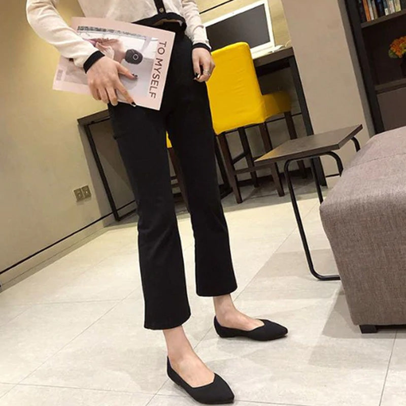 Pointed Flat Knit Shoes
