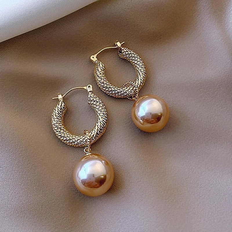 Vintage Pearl earrings