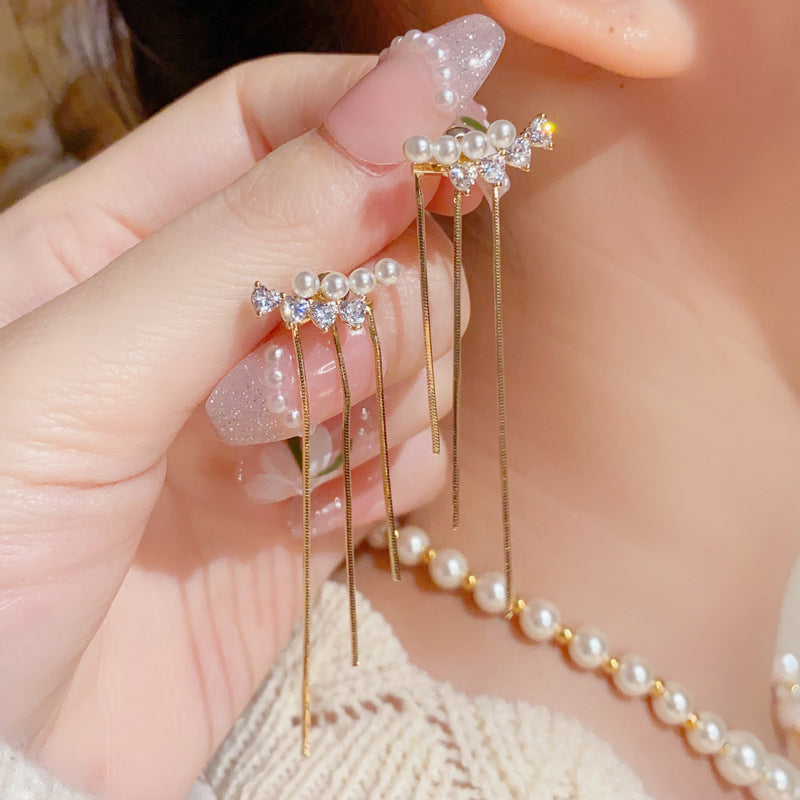 Simple Peral Curved Two-way Tassel Stud Earring