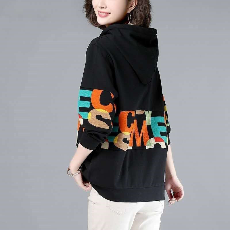 Printed Hooded Long Sleeve Sweatshirt