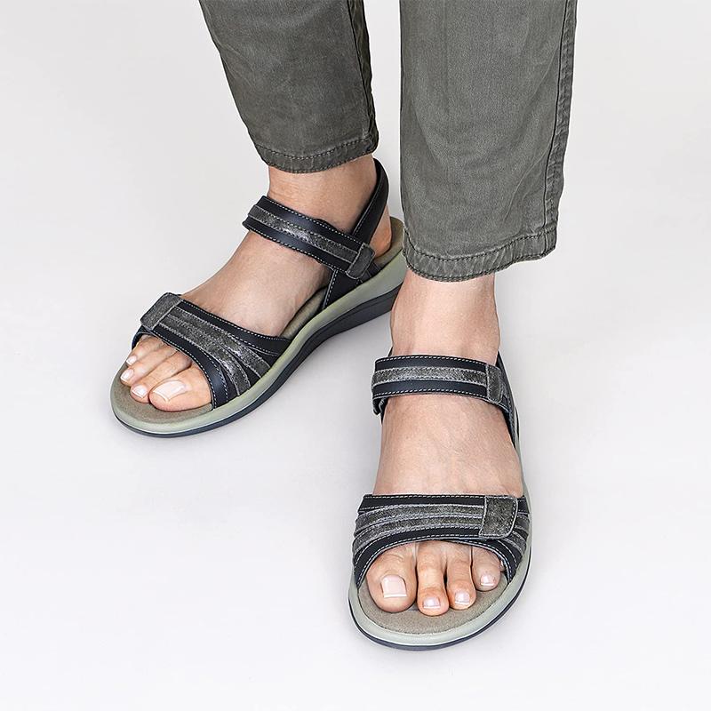 Casual sandals for women