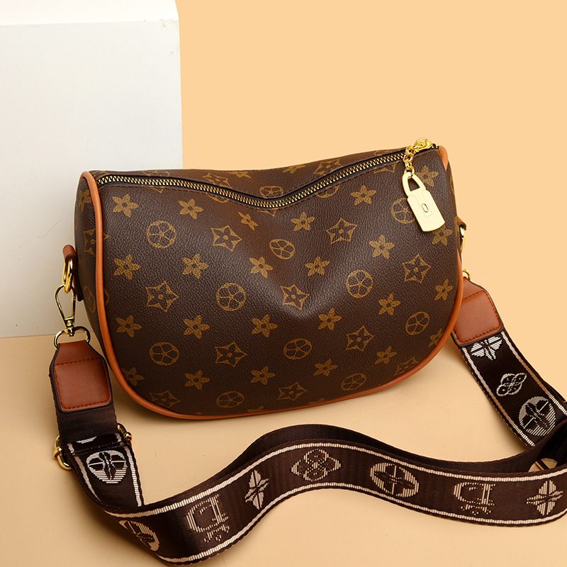 Large Capacity Wide Shoulder Strap Ladies Vintage Purse