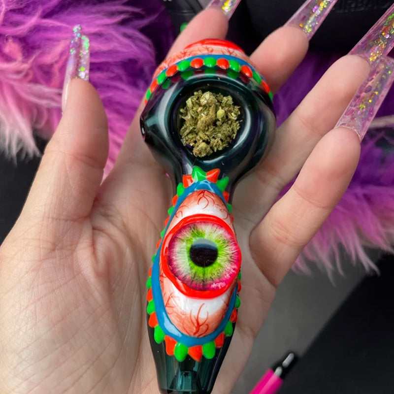 Tobacco Pipe of Eyeball Shape