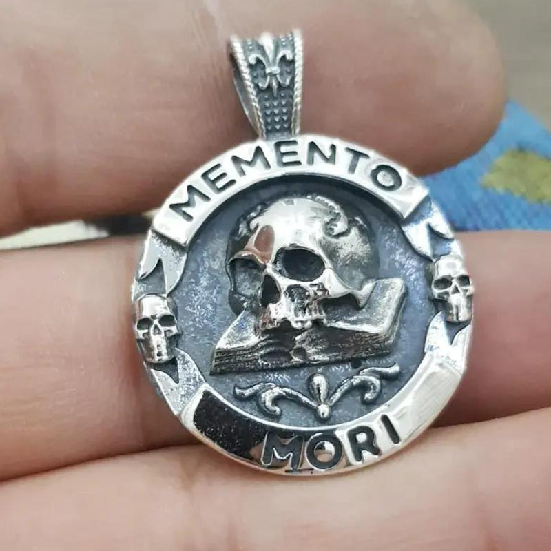 Skull Pendant Necklace
