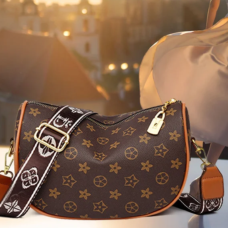 Large Capacity Wide Shoulder Strap Ladies Vintage Purse