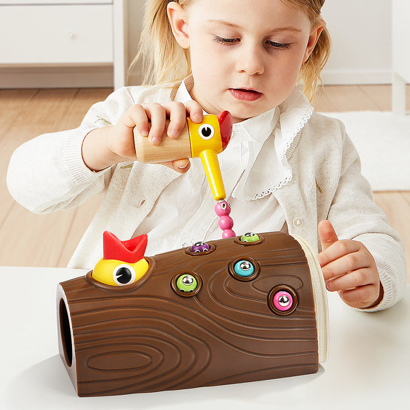 Worm Feeding Toy