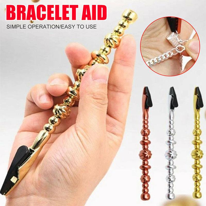 Bracelet Fastener Helper