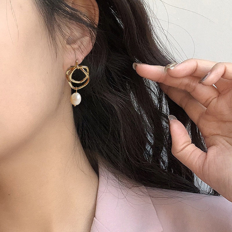 Hammered Double Circle Pearl Earrings