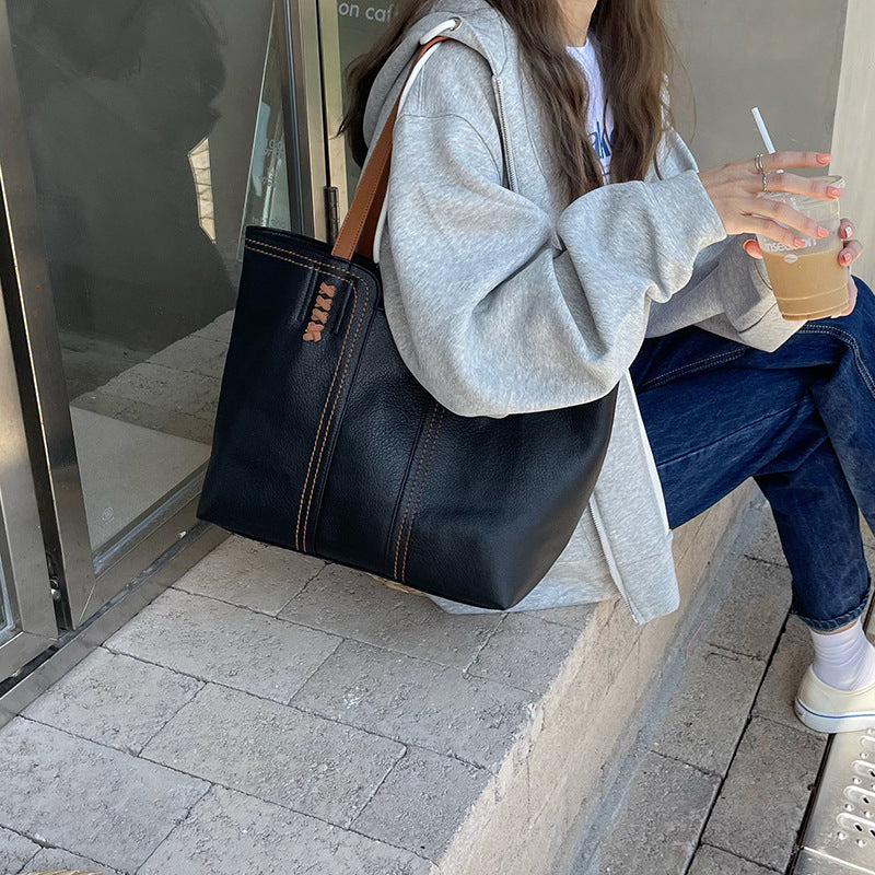 Quality Leather Simple and Versatile Shoulder Bag