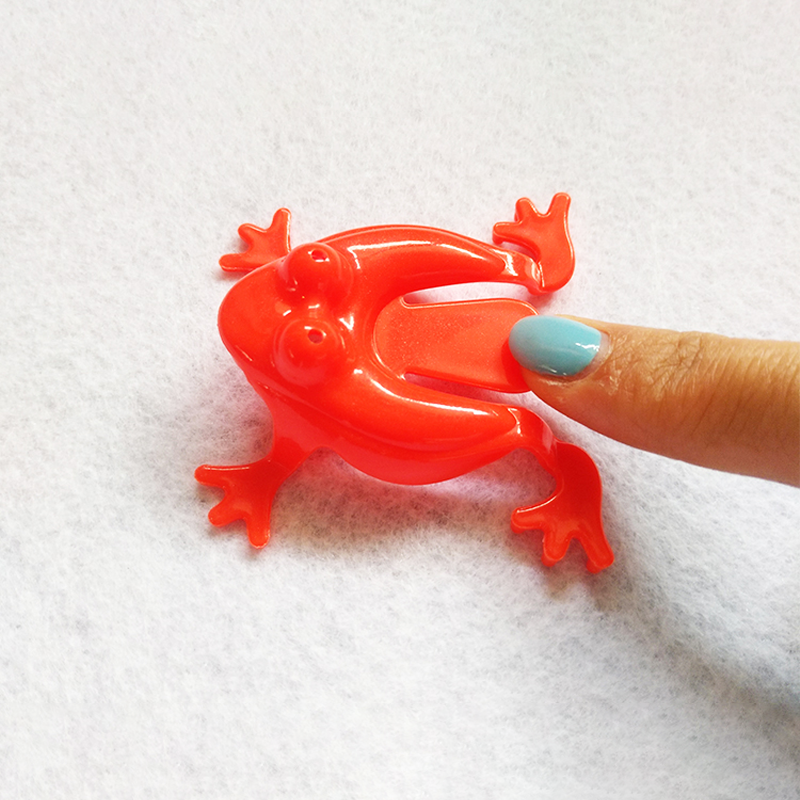 Plastic Jumping Frog Toy