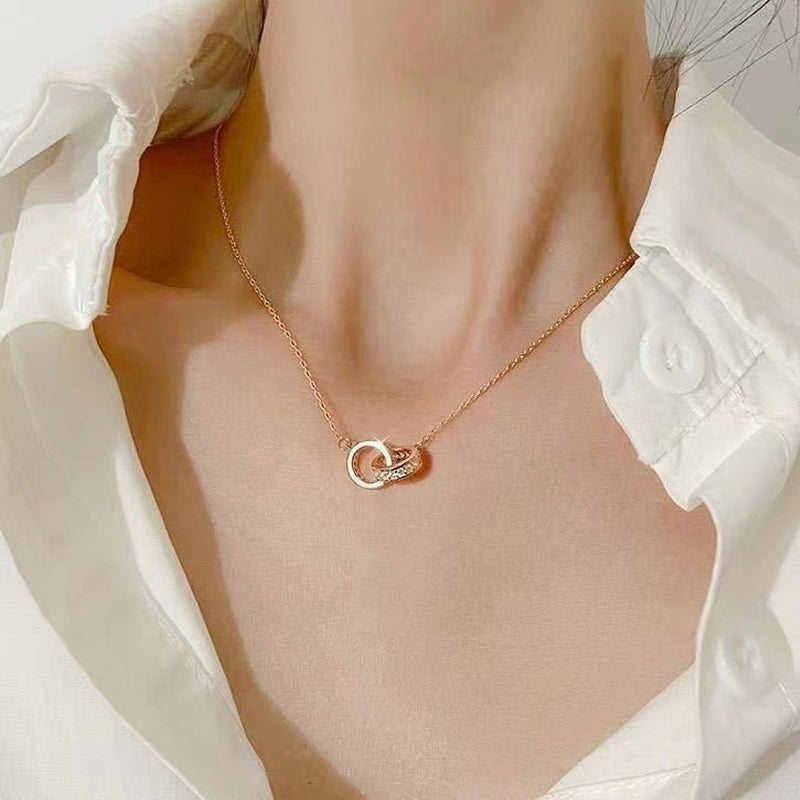 Special Round Interlocking Necklace