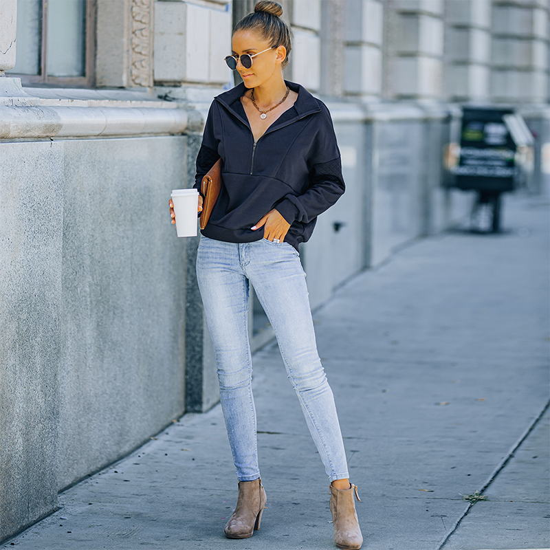 Turtleneck Solid Color Sweatshirt