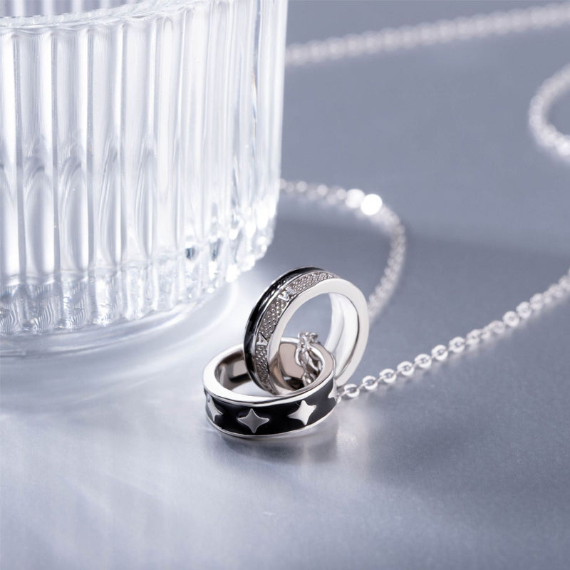 Interlocking Round Necklace