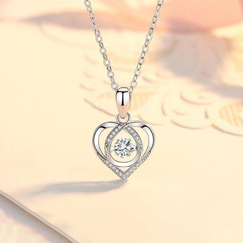 The Heart of the Ocean Necklace