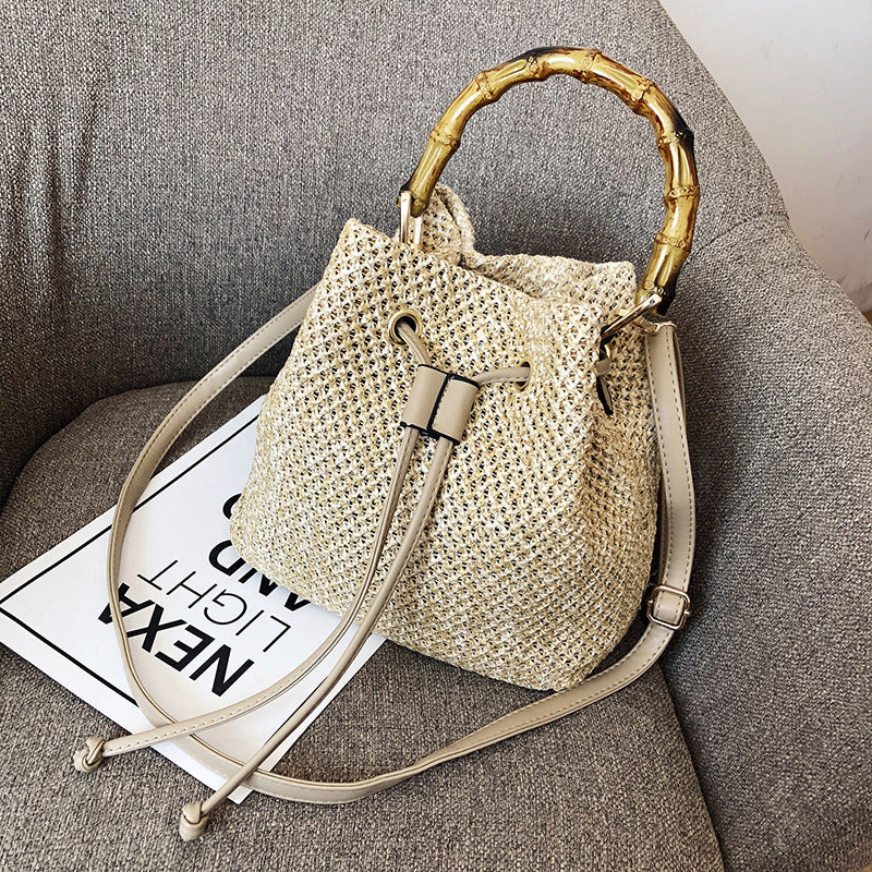 RATTAN STRAW BUCKET BAG