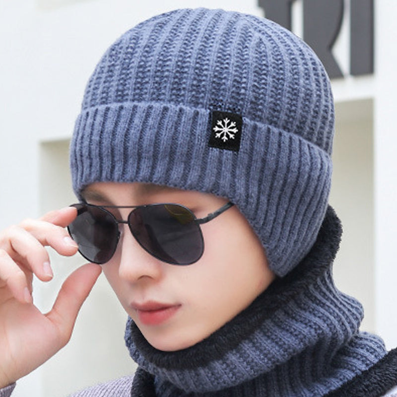 Padded Neck Knit Hat