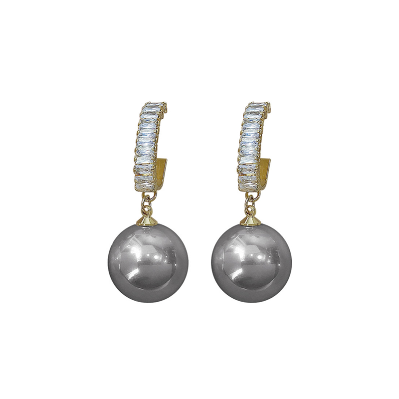 Pearl Drop Earrings