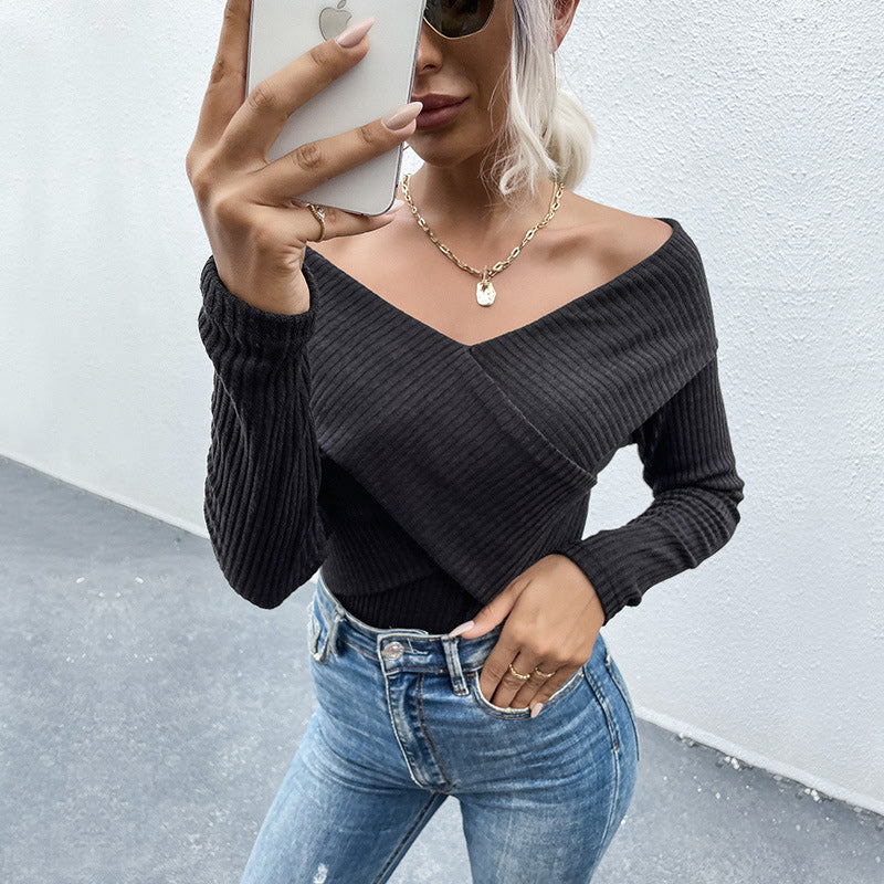 Slim Fit Solid V-Neck Knit T-Shirt