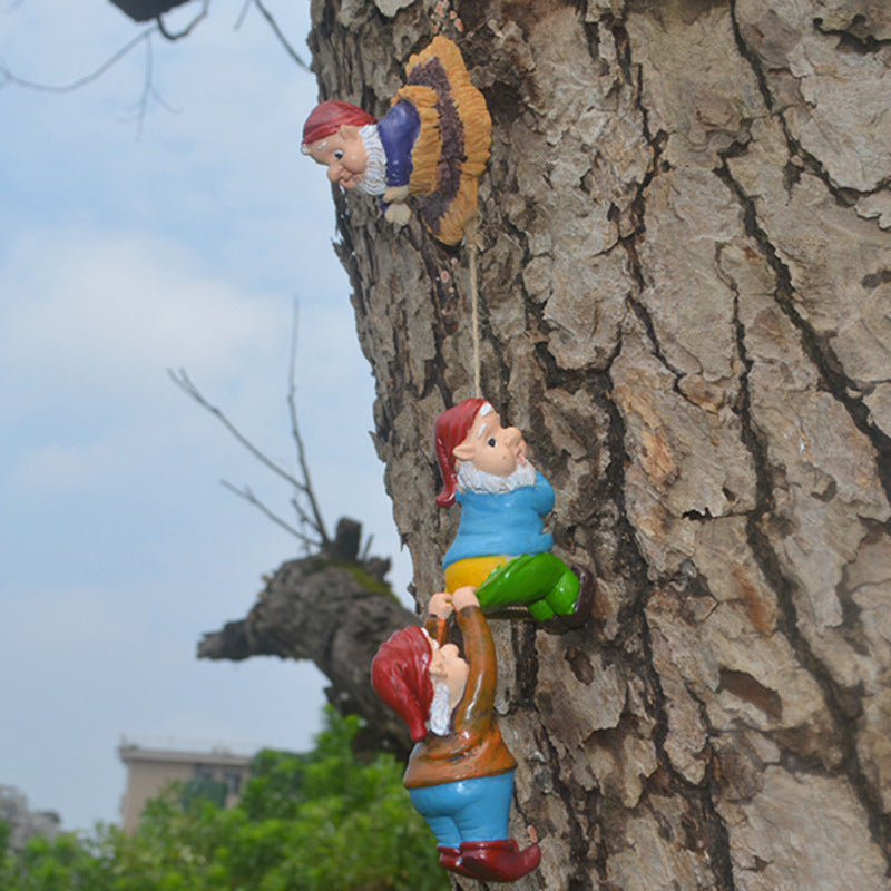 Dwarf Climbing Ornament