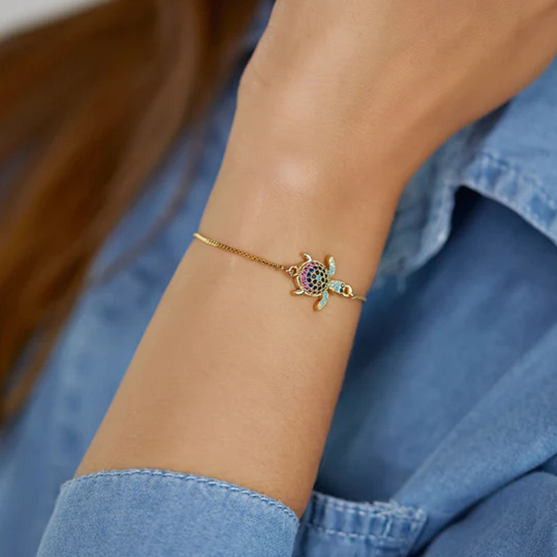 Zircon inlaid cute little turtle bracelet