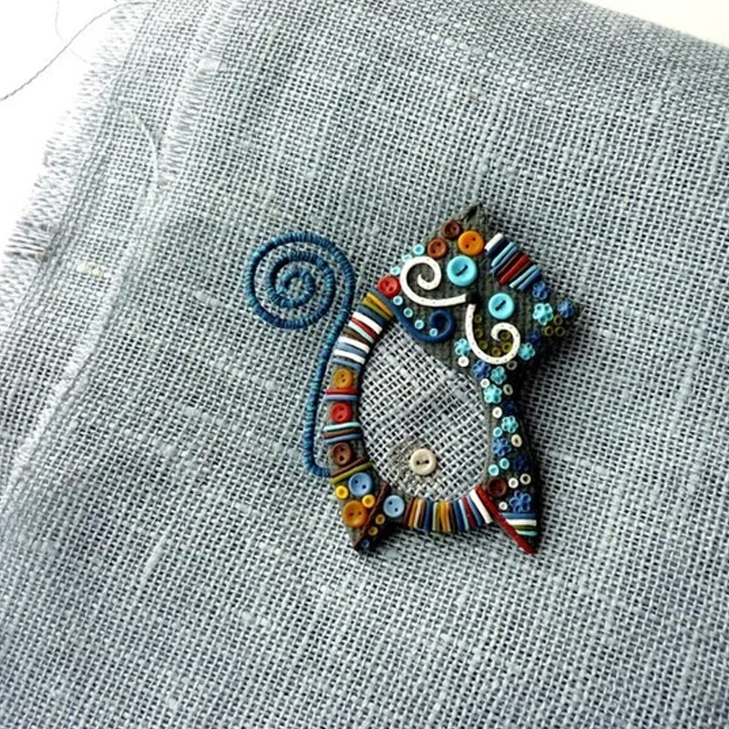 Cat brooch - Decoration in the form of a cat